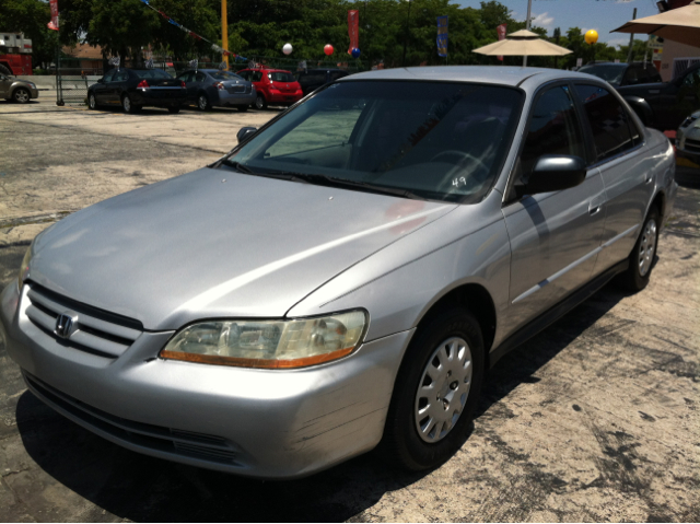 2002 Honda Accord 4dr Sdn SES Standard