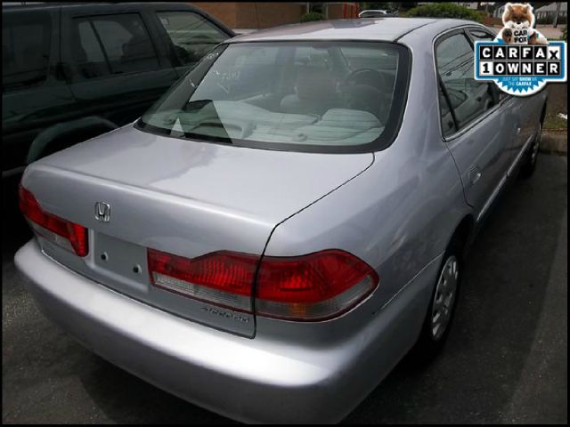 2002 Honda Accord 4dr Sdn SES Standard