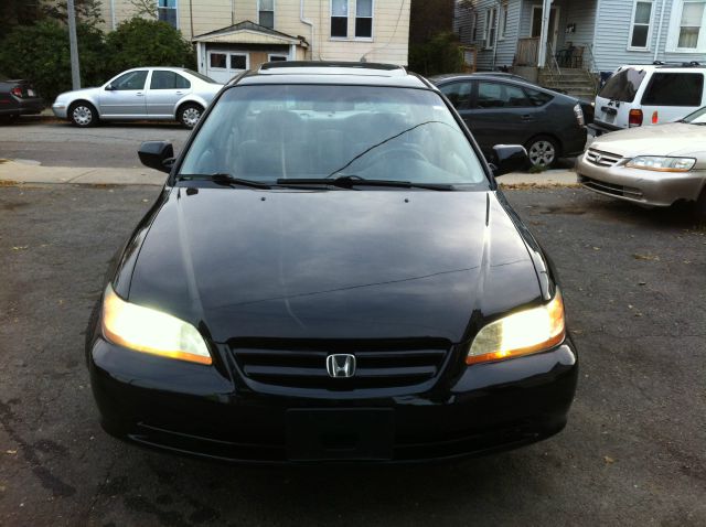 2002 Honda Accord ZQ8 LS