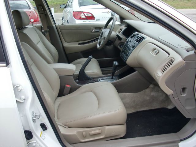 2002 Honda Accord WRX Premium 4-door