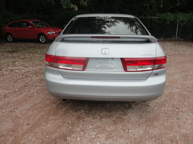 2003 Honda Accord 4WD Ext Cab 134.0 SLE2