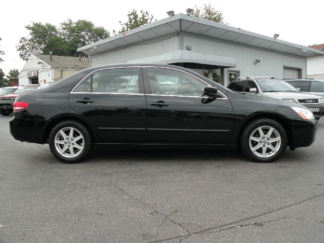 2003 Honda Accord Extended Cab SLE Pickup 4D 5 3/4 Ft