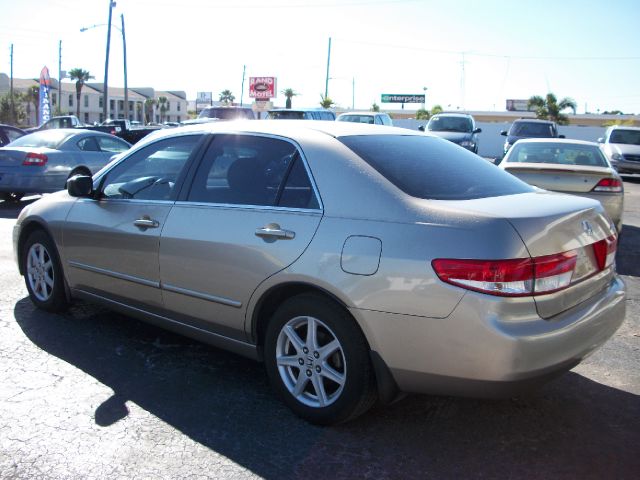 2003 Honda Accord 4WD Ext Cab 134.0 SLE2