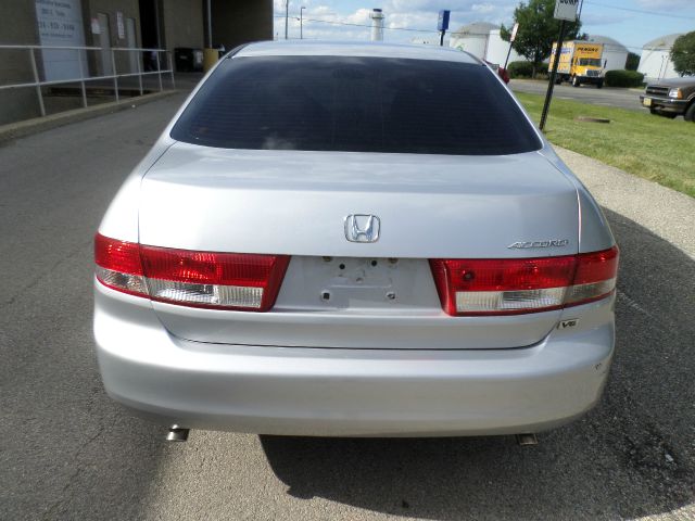 2003 Honda Accord 4WD Ext Cab 134.0 SLE2