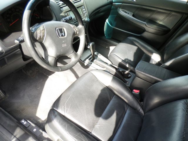 2003 Honda Accord 4WD Ext Cab 134.0 SLE2