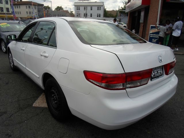 2003 Honda Accord Ext Cab 155.5 WB