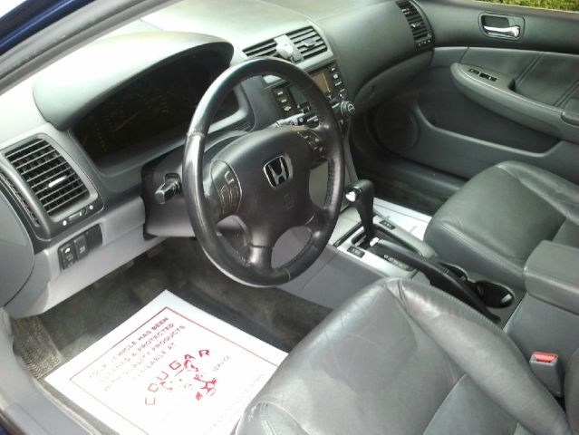 2003 Honda Accord 4WD Ext Cab 134.0 SLE2