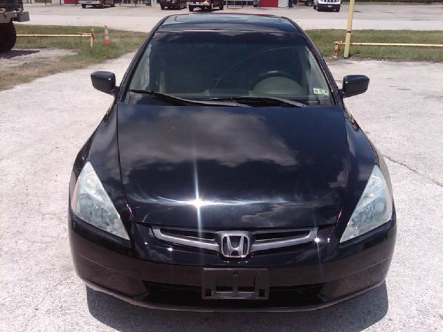 2003 Honda Accord 4WD Ext Cab 134.0 SLE2