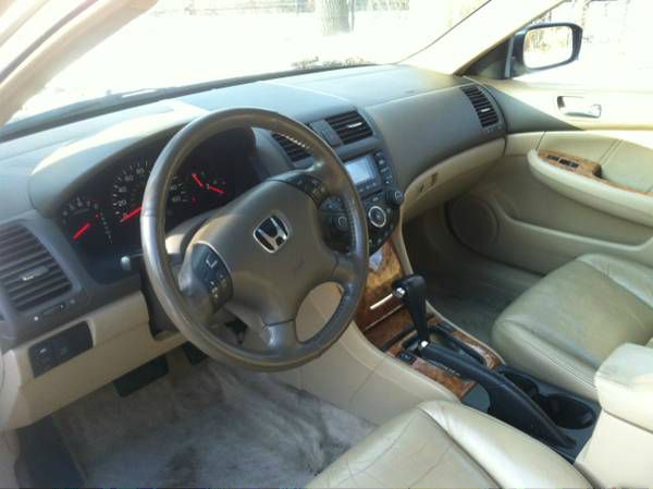 2003 Honda Accord 4WD Ext Cab 134.0 SLE2