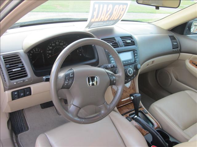 2003 Honda Accord LS 2WD