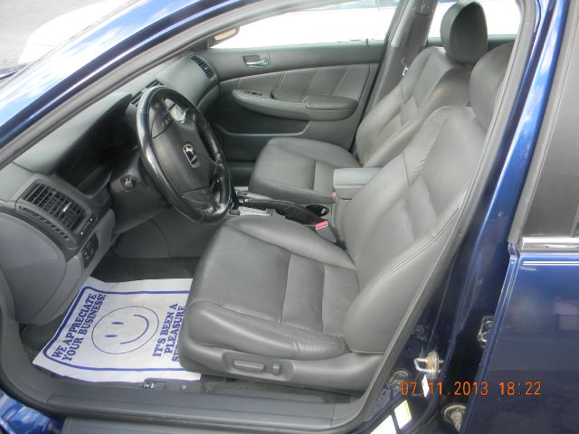 2003 Honda Accord 4WD Ext Cab 134.0 SLE2