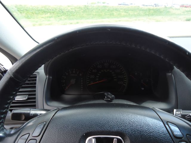 2004 Honda Accord LT 5 1/4 Ft