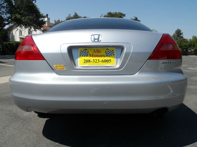 2004 Honda Accord 4DR SE