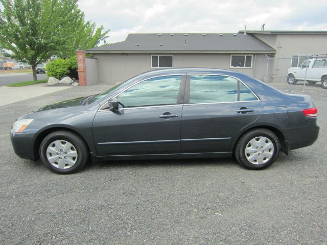 2004 Honda Accord 2dr Reg Cab 120.5 WB