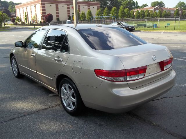 2004 Honda Accord ZQ8 LS