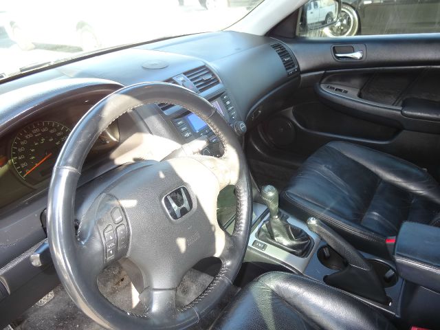 2004 Honda Accord ZQ8 LS