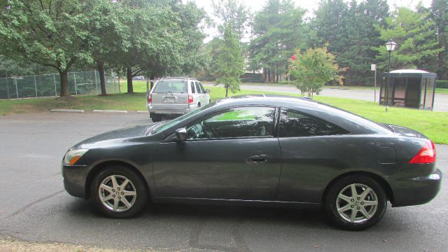 2004 Honda Accord Luxury Hardtop 4dr