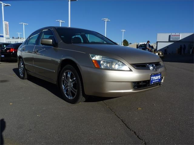 2004 Honda Accord STD Model