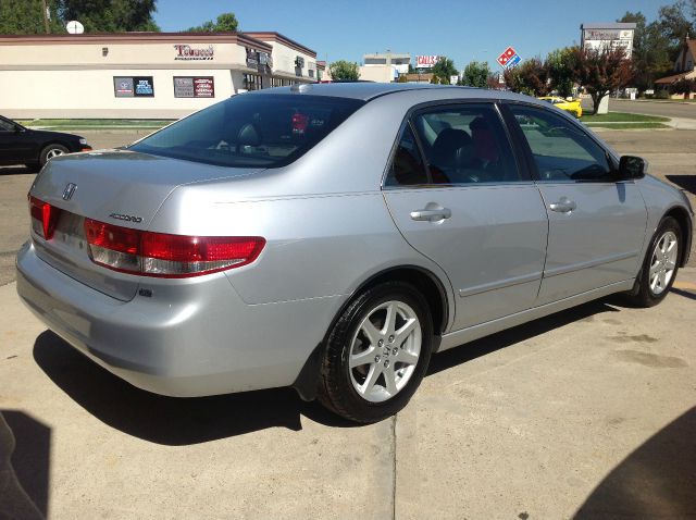 2004 Honda Accord SLT - QUAD CAB Cummins