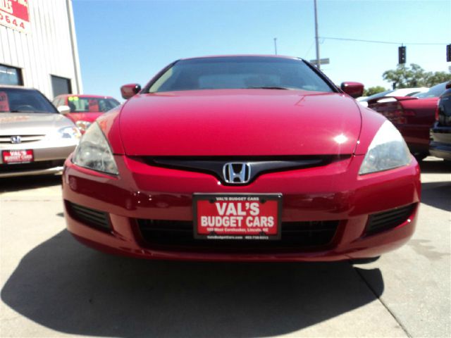 2004 Honda Accord Quad-short-slt-big Horn-5.9l Diesel-4wd-newer TIRE