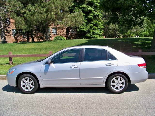 2004 Honda Accord SLT - QUAD CAB Cummins