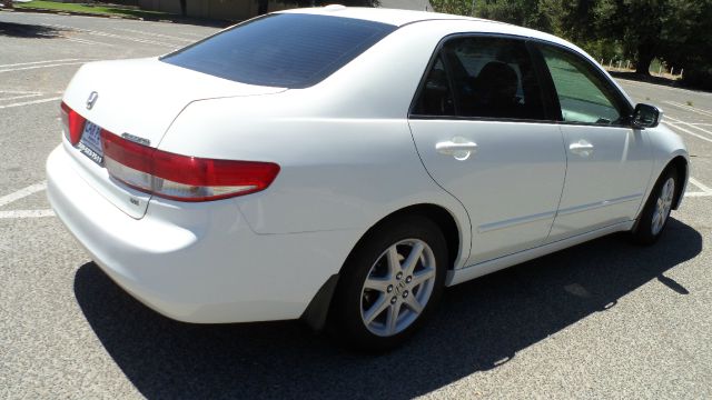 2004 Honda Accord SLT - QUAD CAB Cummins