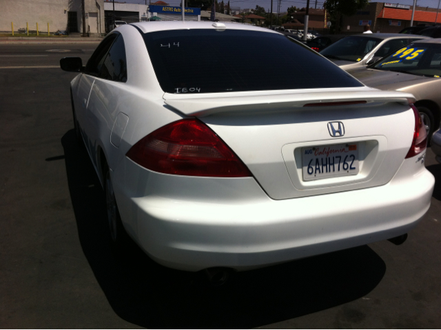 2004 Honda Accord Luxury Hardtop 4dr