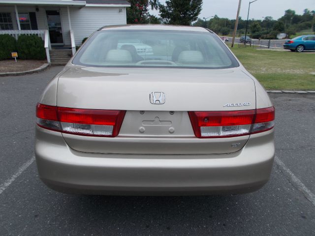 2004 Honda Accord ZQ8 LS