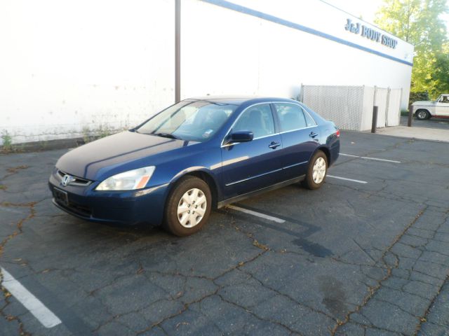 2004 Honda Accord 2dr Reg Cab 120.5 WB