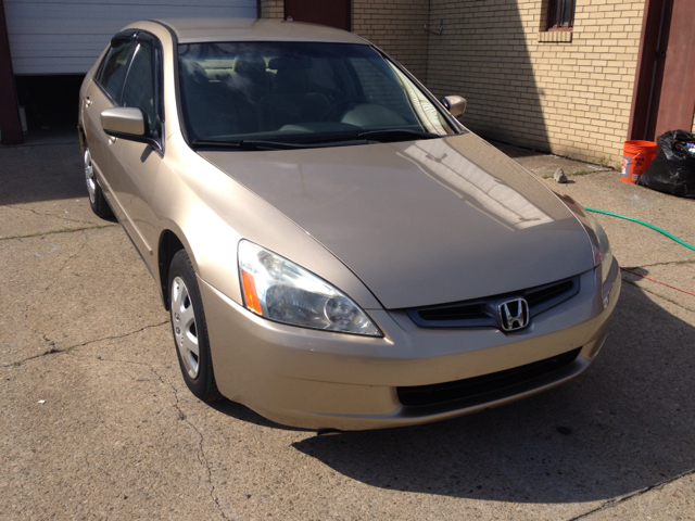 2004 Honda Accord 2dr Reg Cab 120.5 WB