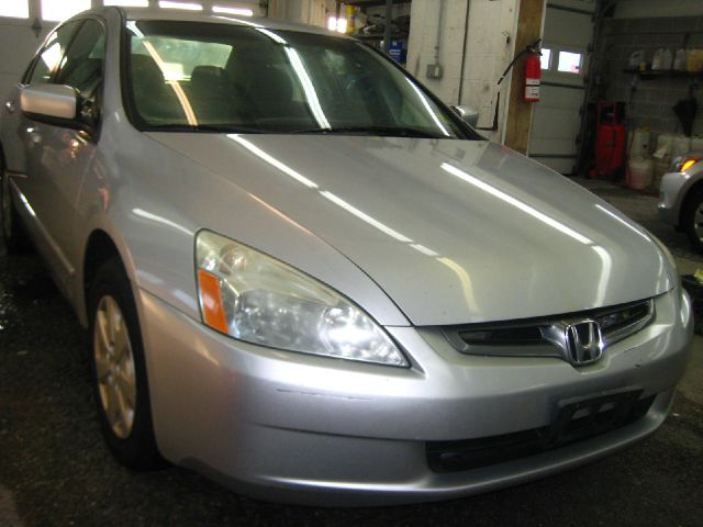 2004 Honda Accord 2dr Reg Cab 120.5 WB