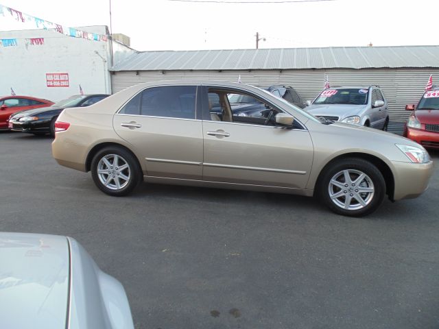 2004 Honda Accord SLT - QUAD CAB Cummins