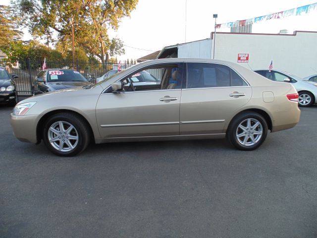 2004 Honda Accord SLT - QUAD CAB Cummins