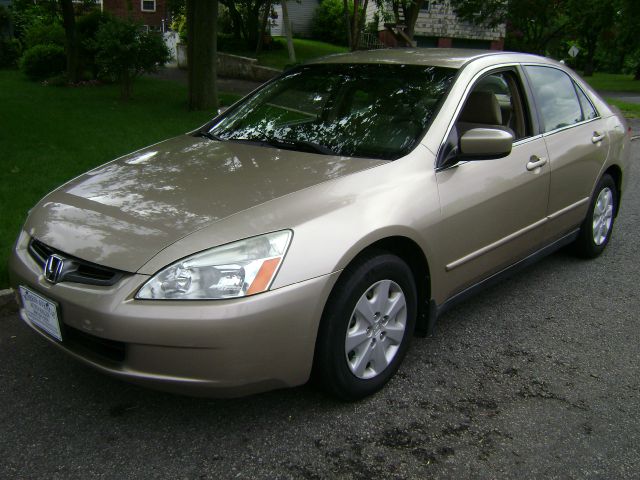 2004 Honda Accord 2dr Reg Cab 120.5 WB