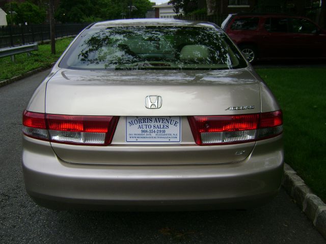 2004 Honda Accord 2dr Reg Cab 120.5 WB