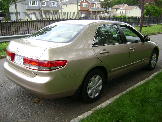 2004 Honda Accord 2dr Reg Cab 120.5 WB