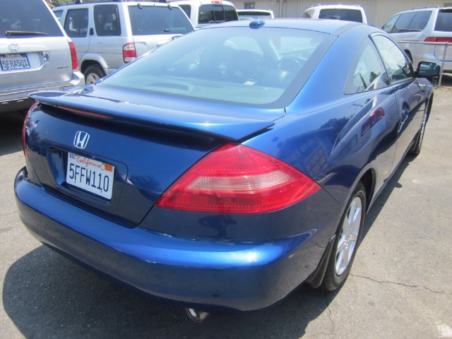 2004 Honda Accord Luxury Hardtop 4dr