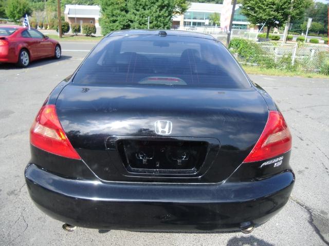 2004 Honda Accord 2006 Suzuki