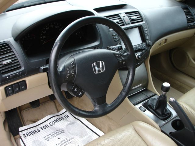 2004 Honda Accord 4 DR Sportwagen TDI (R)