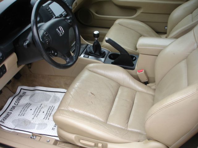 2004 Honda Accord 4 DR Sportwagen TDI (R)