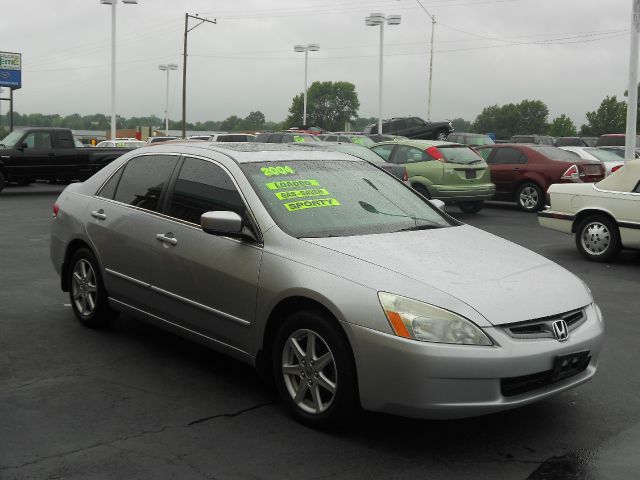 2004 Honda Accord SLT - QUAD CAB Cummins