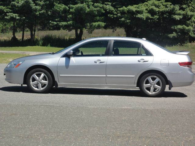 2004 Honda Accord WGN Manual (GS)