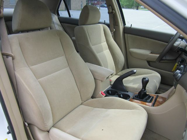 2004 Honda Accord ZQ8 LS