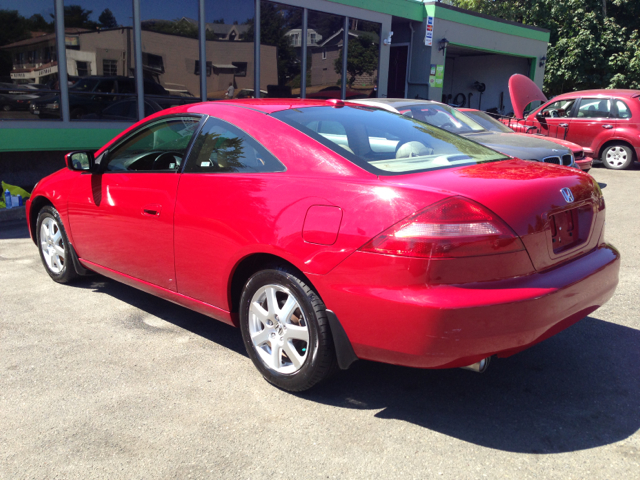 2005 Honda Accord Luxury Hardtop 4dr