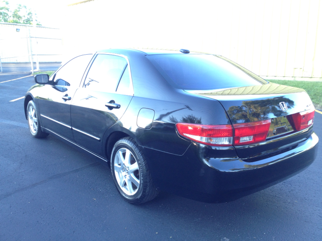 2005 Honda Accord SLT - QUAD CAB Cummins