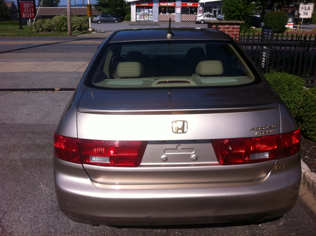 2005 Honda Accord LS Ext-cab 4x4