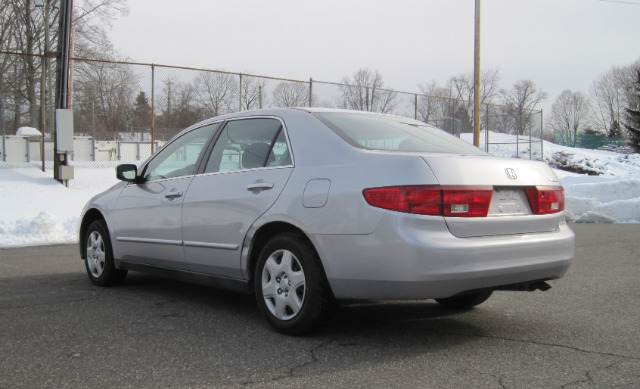 2005 Honda Accord 2dr Reg Cab 120.5 WB