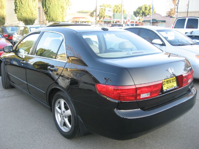 2005 Honda Accord RT HEMI V8