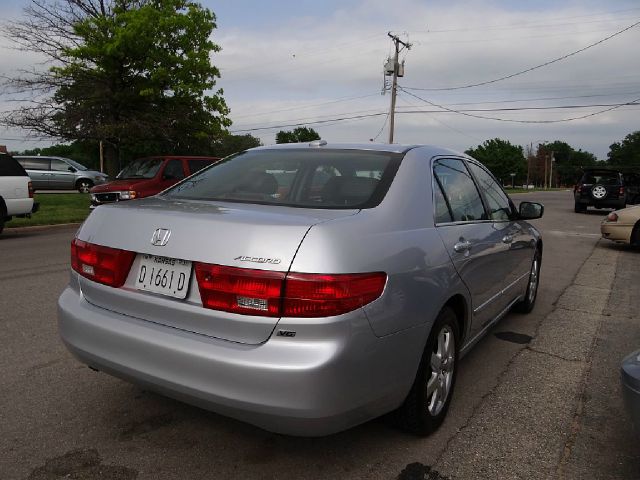 2005 Honda Accord Komfort SUV