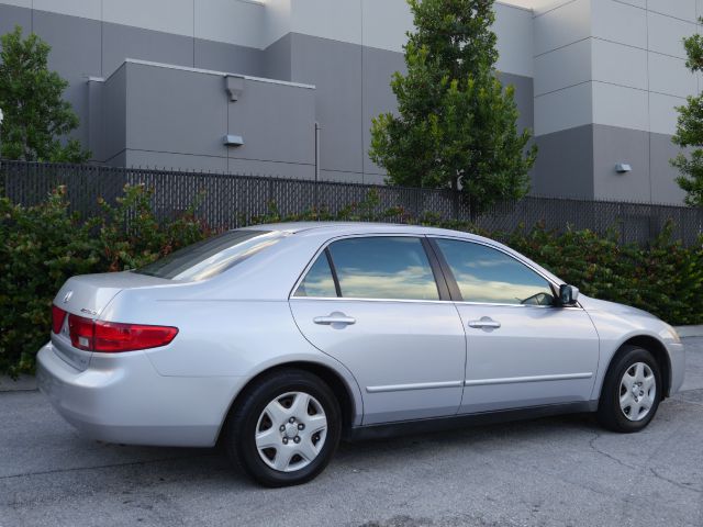 2005 Honda Accord 2dr Reg Cab 120.5 WB